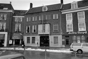 Vertrek PZC en uitgeverij Den Boer uit pand aan de Markt. Later vestigde zich hier boekhandel "De Drukkerij". Foto: PZC, 1979. Bron: ZB/Beeldbank Zeeland, rec.nr. 168187